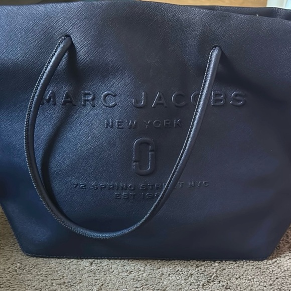 Marc Jacobs Handbags - MARC JACOBS BAG